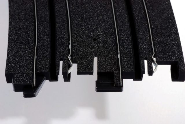 AFX (Tomy) 70617 Track Chicane Set l&r
