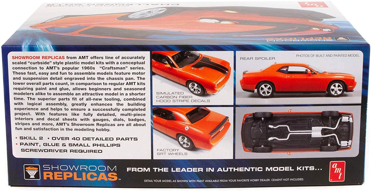 AMT 1075 2008 Dodge Challenger SRT8