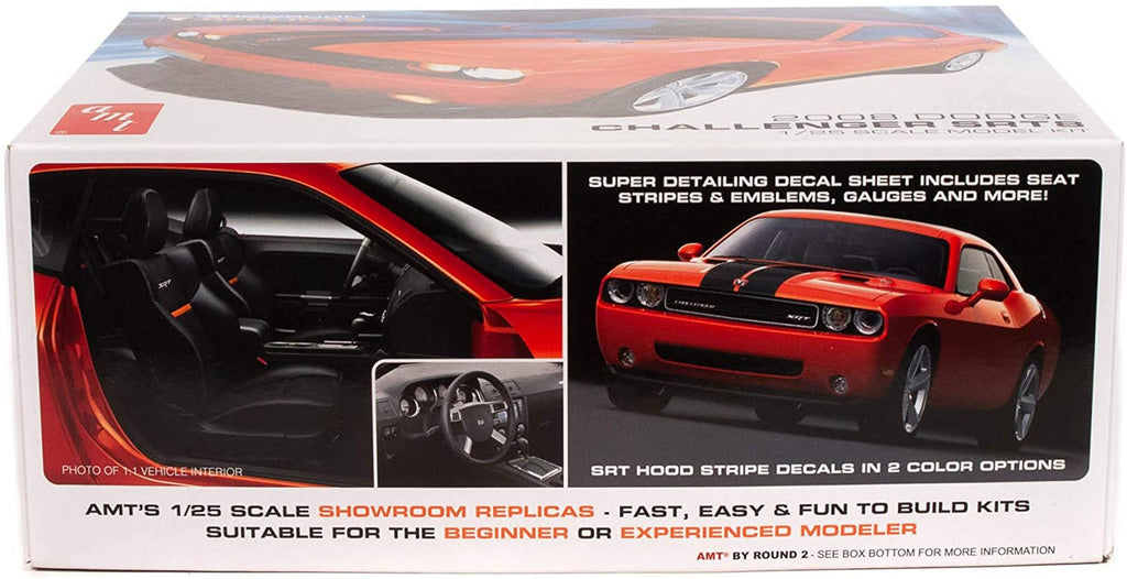AMT 1075 2008 Dodge Challenger SRT8