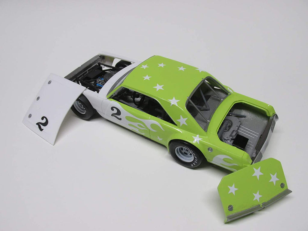 AMT 1171 Plymouth Valiant Scamp Kit Car 2T - Skill 2