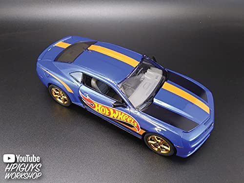 AMT 1255 2010 Chevy Camaro Hot Wheels - Skill 2