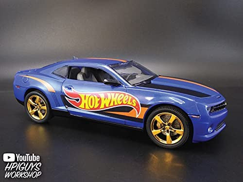 AMT 1255 2010 Chevy Camaro Hot Wheels - Skill 2