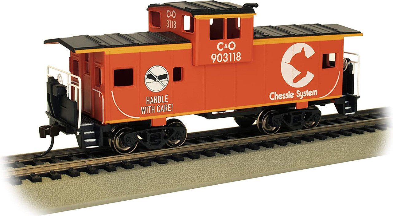 Bachmann 17707 HO Gauge 36' WV Caboose Chessie #903118/org