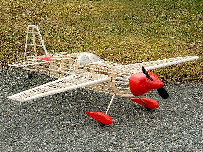 Guillow's 703 Edge 540 Flying Model Airplane