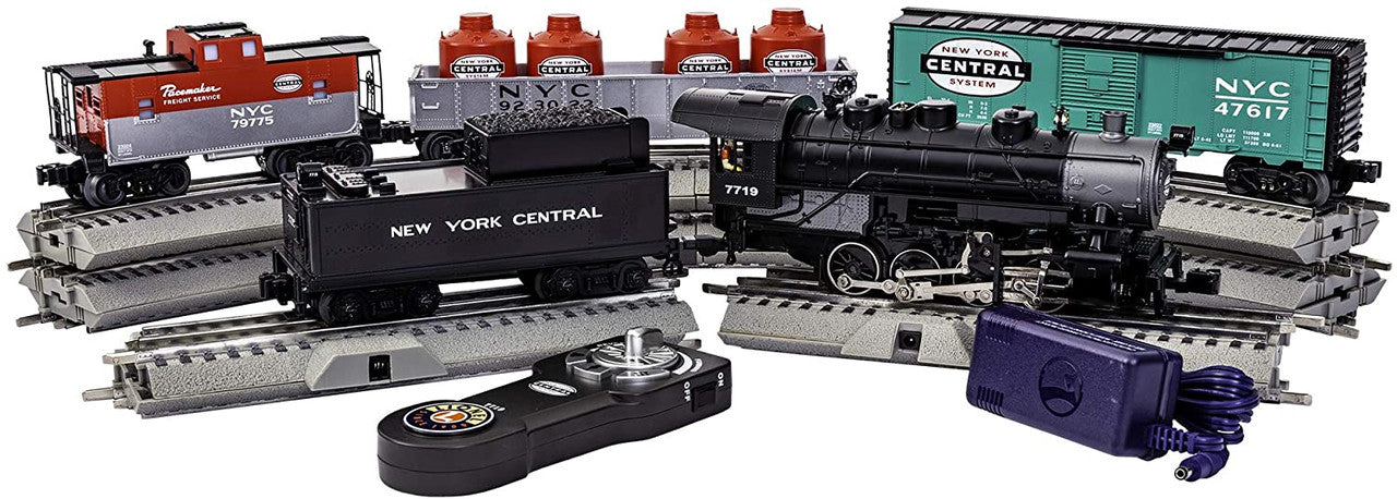Lionel 1923020 O Gauge LionChief NYC Flyer Steam Freight Set/0-8-0