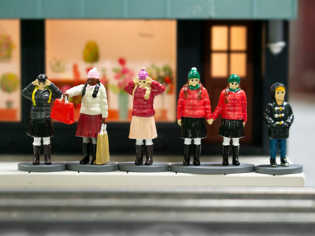 Lionel 2130120 O Gauge Window Shopping Children Figures 9/23