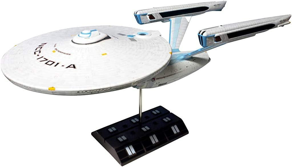 Polar Lights 949 Star Trek U.S.S. Enterprise Refit