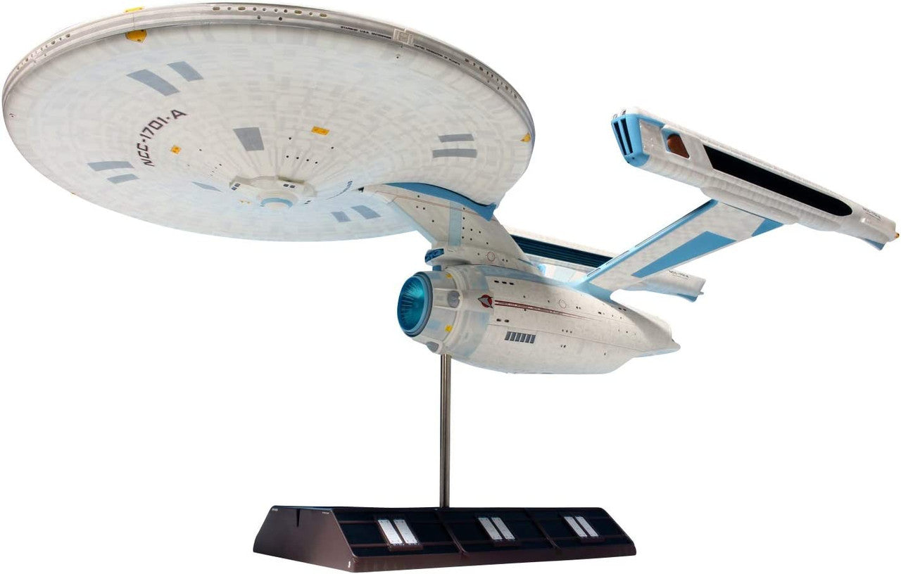 Polar Lights 949 Star Trek U.S.S. Enterprise Refit