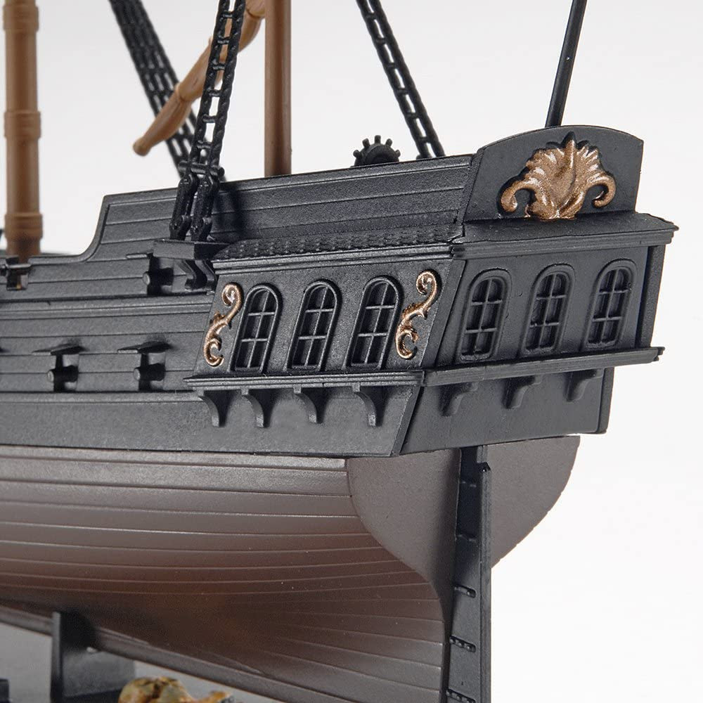 Revell 851971 Black Diamond Pirate Ship - Skill 1