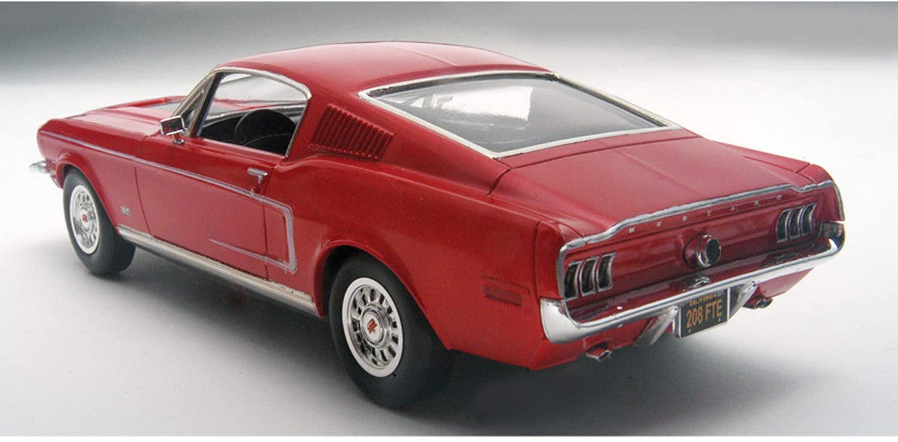 Revell 854215 '68 Mustang GT 2n1 1/25