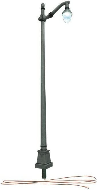 Woodland Scenics 5631 HO Gauge Just Plug Arched Cast Iron Street Lights